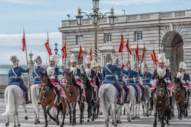 cambio de guardia en madrid - cambio guardia real en madrid