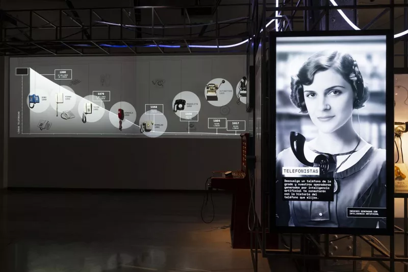 Exposición Exponencial de analógicos a digitales Espacio Fundación Telefónica Madrid