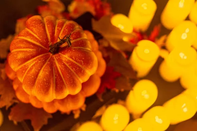 candlelight Halloween