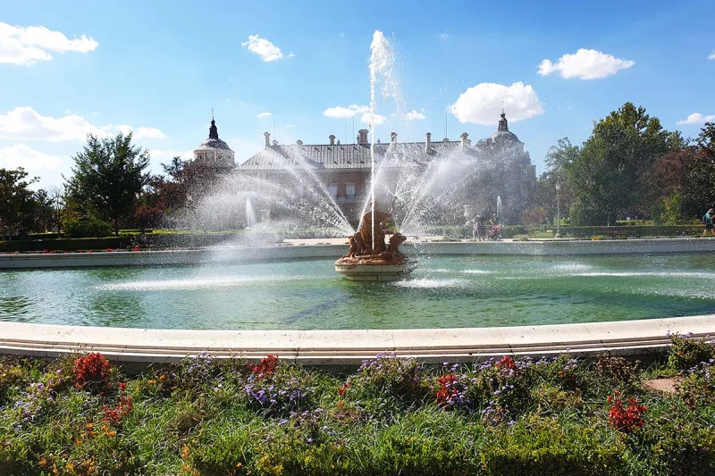 palacio real de aranjuez escapada tren de la fresa